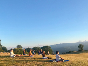 Sivananda Yoga Easter Retreat in Tuscany